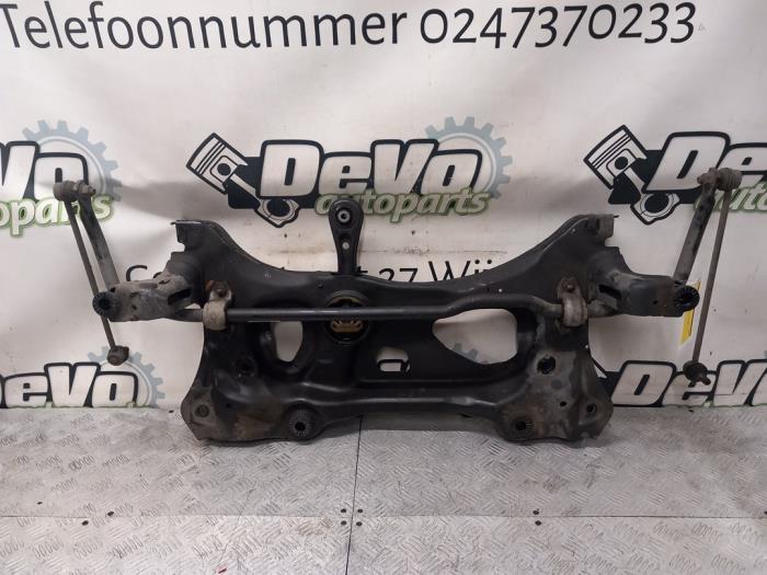 Subframe Volkswagen Golf VII (AUA), 2012 / 2021 1.4 TSI 16V, Hatchback, Petrol, 1.395cc, 103kW (140pk), FWD, CZEA, 2014-05 / 2020-03 (Used)