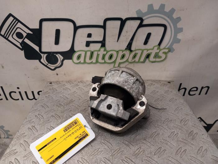 Used Engine mount Audi A6 Avant (C7) 3.0 TDI V6 24V biturbo Quattro Price € 48,40 Inclusive VAT offered by DeVo Autoparts
