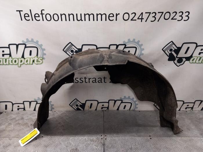 Używane Nadkole Mini Countryman (F60) 1.5 TwinPower Turbo 12V Cooper SE ALL4 Cena € 42,35 Z VAT oferowane przez DeVo Autoparts