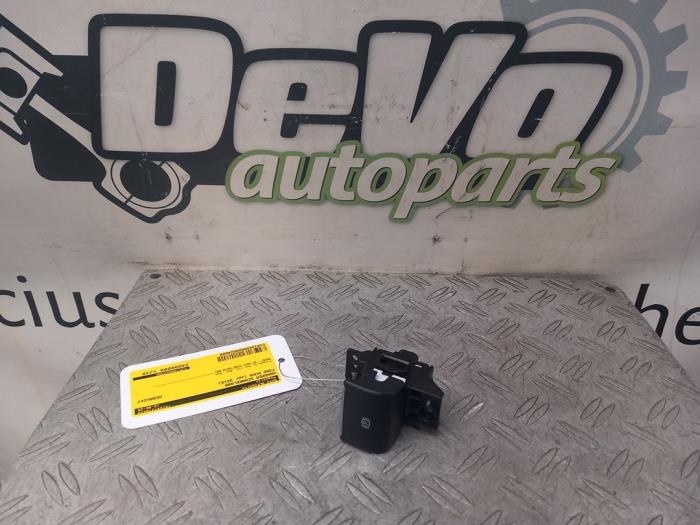 Gebrauchte Handbremse Schalter Ford Kuga II (DM2) 1.5 EcoBoost 16V 150 Van Preis € 42,35 Mit Mehrwertsteuer angeboten von DeVo Autoparts