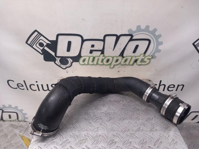 Gebrauchte Intercooler Schlauch Ford Focus 3 ST 2.0 ST EcoBoost 16V Preis € 30,25 Mit Mehrwertsteuer angeboten von DeVo Autoparts