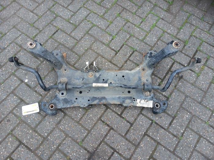 Usados Subchasis Ford C-Max (DXA) 1.5 Ti-VCT EcoBoost 150 16V Van Precio € 181,50 IVA incluido ofrecido por DeVo Autoparts