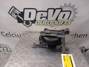 Support moteur d'un Ford C-Max (DXA) 1.5 Ti-VCT EcoBoost 150 16V Van 2018