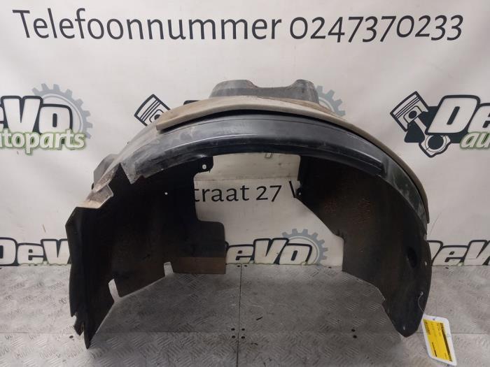 Używane Nadkole Ford C-Max (DXA) 1.5 Ti-VCT EcoBoost 16V Cena € 42,35 Z VAT oferowane przez DeVo Autoparts
