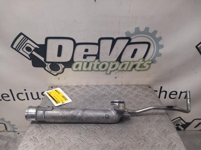 Begagnade Vattenrör Mercedes E (W213) E-350e 2.0 Turbo 16V Pris € 30,25 Inklusive moms erbjuds av DeVo Autoparts