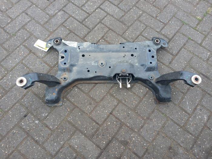 Usados Subchasis Ford Focus 3 1.5 EcoBoost 16V 182 Precio € 90,75 IVA incluido ofrecido por DeVo Autoparts