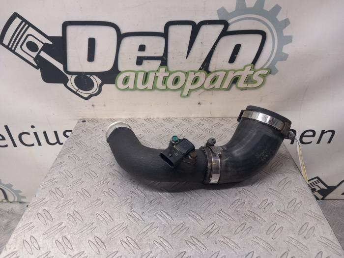 Gebrauchte Intercooler Rohr Hyundai Tucson (TL) 1.6 T-GDi 16V 4WD Preis € 48,40 Mit Mehrwertsteuer angeboten von DeVo Autoparts