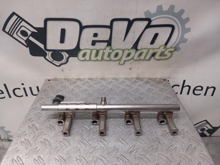 Usagé Système d'injection Ford Focus 3 1.6 EcoBoost 16V Prix € 60,50 Prix TTC proposé par DeVo Autoparts