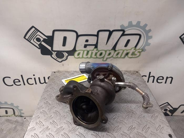 Turbo van een Ford Focus 3 1.5 EcoBoost 16V 150 2017
