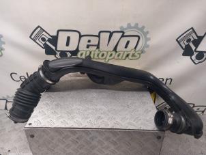 Intercooler Rohr van een Ford C-Max (DXA) 1.5 Ti-VCT EcoBoost 150 16V 2019