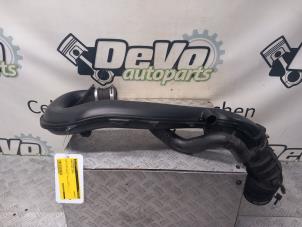 Intercooler Rohr van een Ford C-Max (DXA) 1.5 Ti-VCT EcoBoost 150 16V 2019