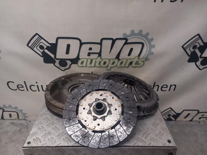Usagé Kit embrayage (complet) Ford Focus 3 1.5 EcoBoost 16V 150 Prix € 181,50 Prix TTC proposé par DeVo Autoparts