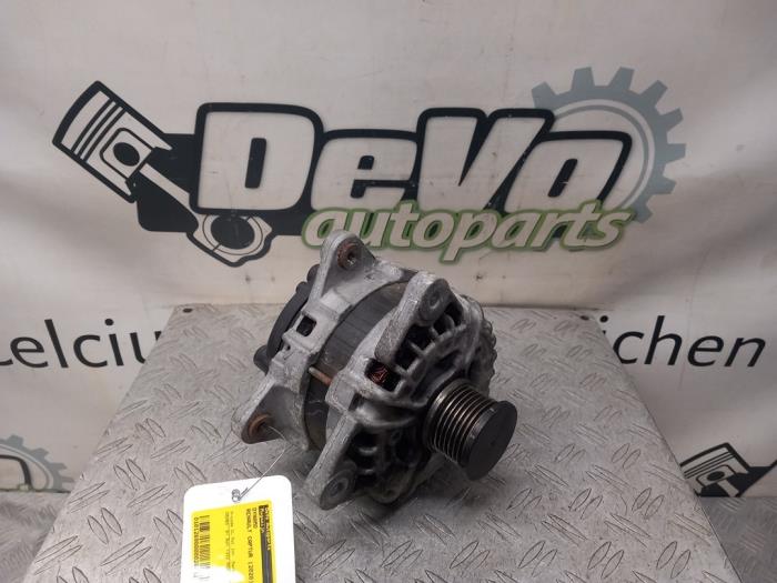 Dynamo Renault Captur I (2R), 2013 1.3 TCE 150 16V, SUV, Benzin, 1.332cc, 110kW (150pk), FWD, H5H470; H5HB4, 2018-12 (Gebraucht)