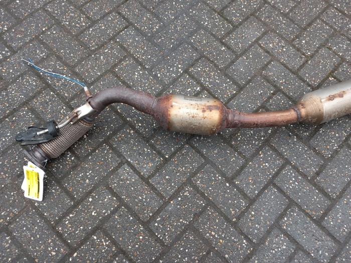 Used Front pipe + catalyst Toyota RAV4 (A5) 2.5 16V Price € 363,00 Inclusive VAT offered by DeVo Autoparts