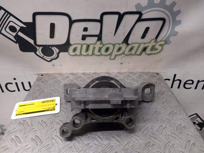 Used Engine mount Ford Kuga II (DM2) 1.5 EcoBoost 16V 120 Price € 48,40 Inclusive VAT offered by DeVo Autoparts