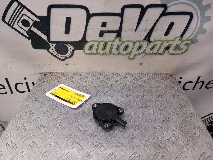 Begagnade Kamaxelsensor Mercedes A (W176) 1.6 A-180 16V Pris € 24,20 Inklusive moms erbjuds av DeVo Autoparts