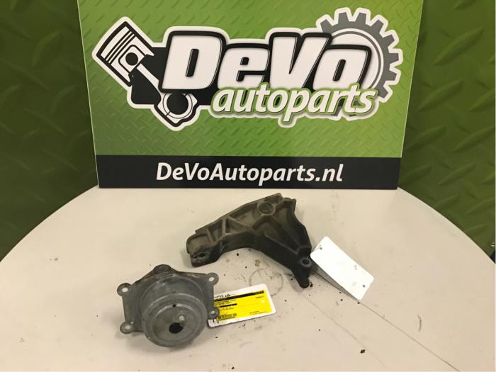 Gearbox mounts with gearbox code F23 stock | ProxyParts.com
