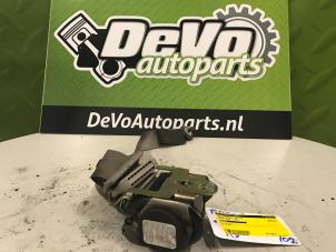 Used Seatbelt tensioner, right Mazda 323 Fastbreak (BJ14) 2.0 DiTD 16V Price on request offered by DeVo Autoparts