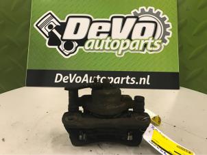 Used Front brake calliper, right Mazda 323 Fastbreak (BJ14) 2.0 DiTD 16V Price on request offered by DeVo Autoparts