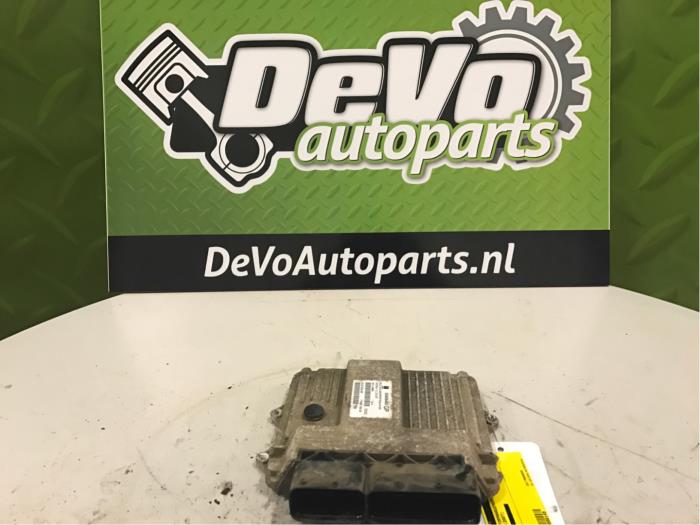 Used Engine management computer Opel Astra H SW (L35) 1.3 CDTI 16V Ecotec Price on request offered by DeVo Autoparts