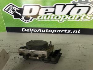 Used ABS pump Renault Clio III (BR/CR) Price on request offered by DeVo Autoparts