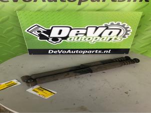 Used Rear shock absorber, left Renault Clio III (BR/CR) Price on request offered by DeVo Autoparts
