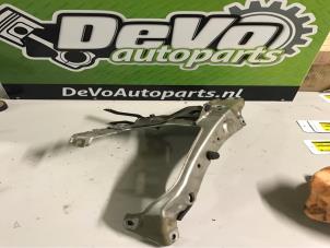 Used Headlight frame, left Opel Astra H (L48) 1.6 16V Twinport Price on request offered by DeVo Autoparts