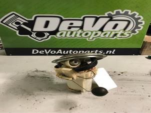 Used Electric fuel pump Opel Corsa C (F08/68) 1.2 16V Price on request offered by DeVo Autoparts