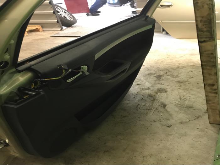 Porte Avant Droit Pour OPEL MERIVA A Phase 1 - Référence 13217430 - Occasion En Bon état