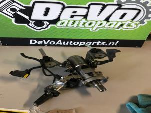 Usagé Bloc serrure de contact Opel Corsa D 1.2 16V Prix sur demande proposé par DeVo Autoparts
