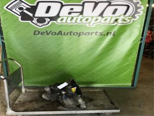Used Gearbox Opel Meriva 1.6 Price on request offered by DeVo Autoparts