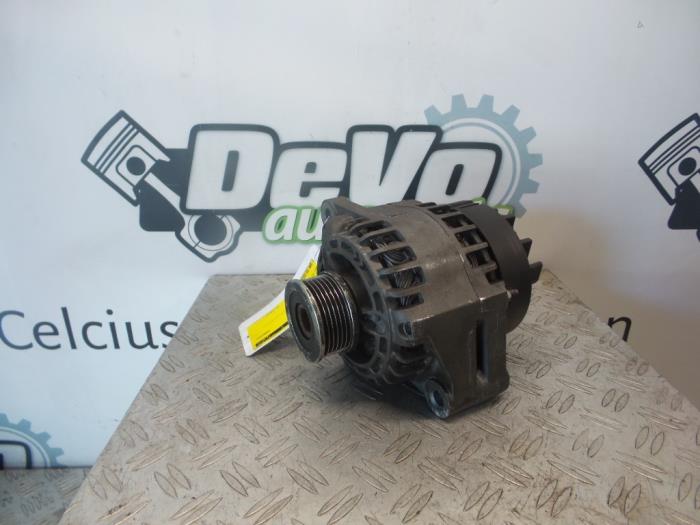 Usagé Dynamo Suzuki SX4 (EY/GY) Prix € 60,50 Prix TTC proposé par DeVo Autoparts