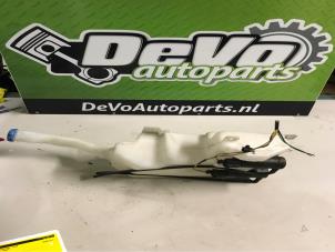 Used Front windscreen washer reservoir Suzuki SX4 (EY/GY) Price on request offered by DeVo Autoparts