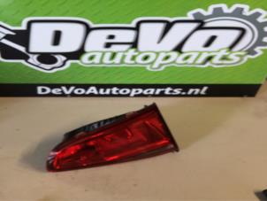 Used Tailgate reflector, right Volkswagen Golf VII (AUA) 1.4 TSI 16V Price on request offered by DeVo Autoparts