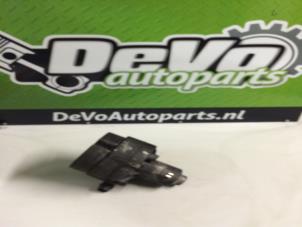 Used Pull air pump Mercedes C (W203) 2.0 C-180 16V Price on request offered by DeVo Autoparts