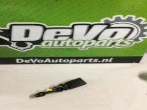 Used Front seatbelt buckle, right Mercedes C (W203) 2.0 C-180 16V Price on request offered by DeVo Autoparts