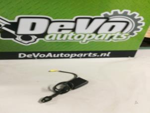 Used Front seatbelt buckle, left Mercedes C (W203) 2.0 C-180 16V Price on request offered by DeVo Autoparts