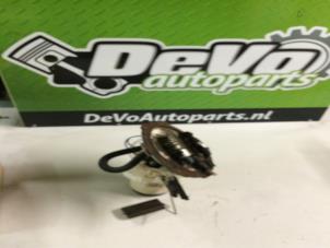 Used Electric fuel pump Opel Zafira (M75) 1.9 CDTI Price on request offered by DeVo Autoparts