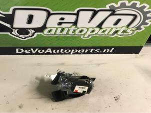 Used Front seatbelt, left Ford Fiesta 5 (JD/JH) 1.25 16V Price on request offered by DeVo Autoparts