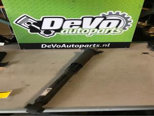 Used Rear shock absorber, left Volkswagen Golf VII (AUA) 1.4 TSI 16V Price on request offered by DeVo Autoparts