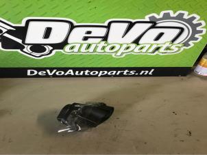 Used Rear seatbelt, right Volkswagen Golf VII (AUA) 1.4 TSI 16V Price on request offered by DeVo Autoparts