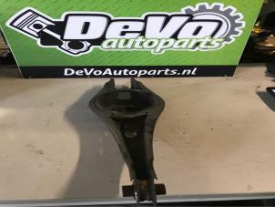 Used Rear lower wishbone, left Volkswagen Golf VII (AUA) 1.4 TSI 16V Price on request offered by DeVo Autoparts