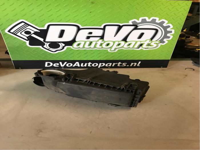 Gebrauchte Luftfiltergehäuse Peugeot 308 SW (4E/H) Preis auf Anfrage angeboten von DeVo Autoparts