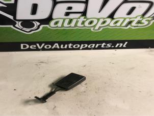 Gebrauchte Sicherheitsgurt Schließe rechts hinten Opel Astra H GTC (L08) 1.9 CDTi 120 Preis auf Anfrage angeboten von DeVo Autoparts