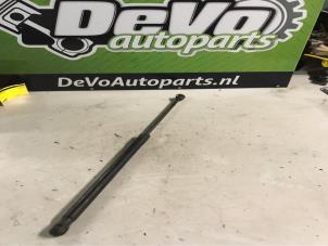 Used Set of bonnet gas struts Opel Astra H GTC (L08) 1.9 CDTi 120 Price on request offered by DeVo Autoparts