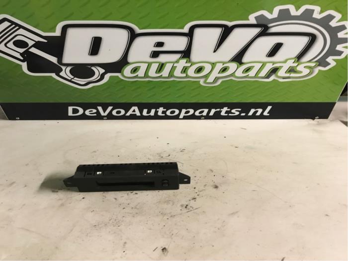 Używane Komputer pokladowy Opel Meriva (A) 1.6 Cena na żądanie oferowane przez DeVo Autoparts