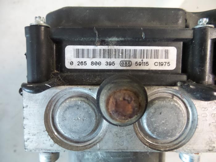 ABS pump from a Peugeot 307 (3A/C/D) 1.4 16V 2006