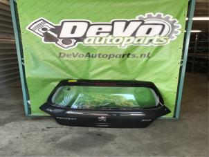 Used Tailgate Peugeot 307 (3A/C/D) 1.4 16V Price on request offered by DeVo Autoparts