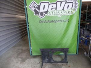 Used Front panel Peugeot 307 (3A/C/D) 1.4 16V Price on request offered by DeVo Autoparts