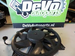 Used Air conditioning cooling fans Citroen C4 Berline (LC) 2.0 HDi 16V 138 Price on request offered by DeVo Autoparts